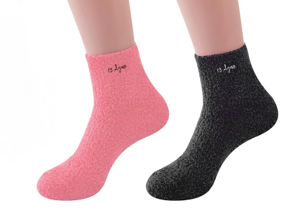 13 AGAIN FLUFFY SOCKS